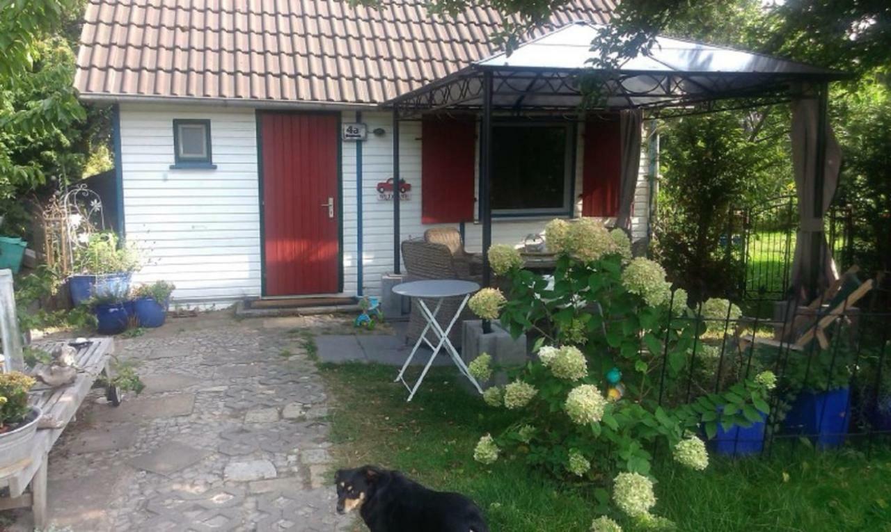Das Kleine Ferienhaus Берлин Экстерьер фото